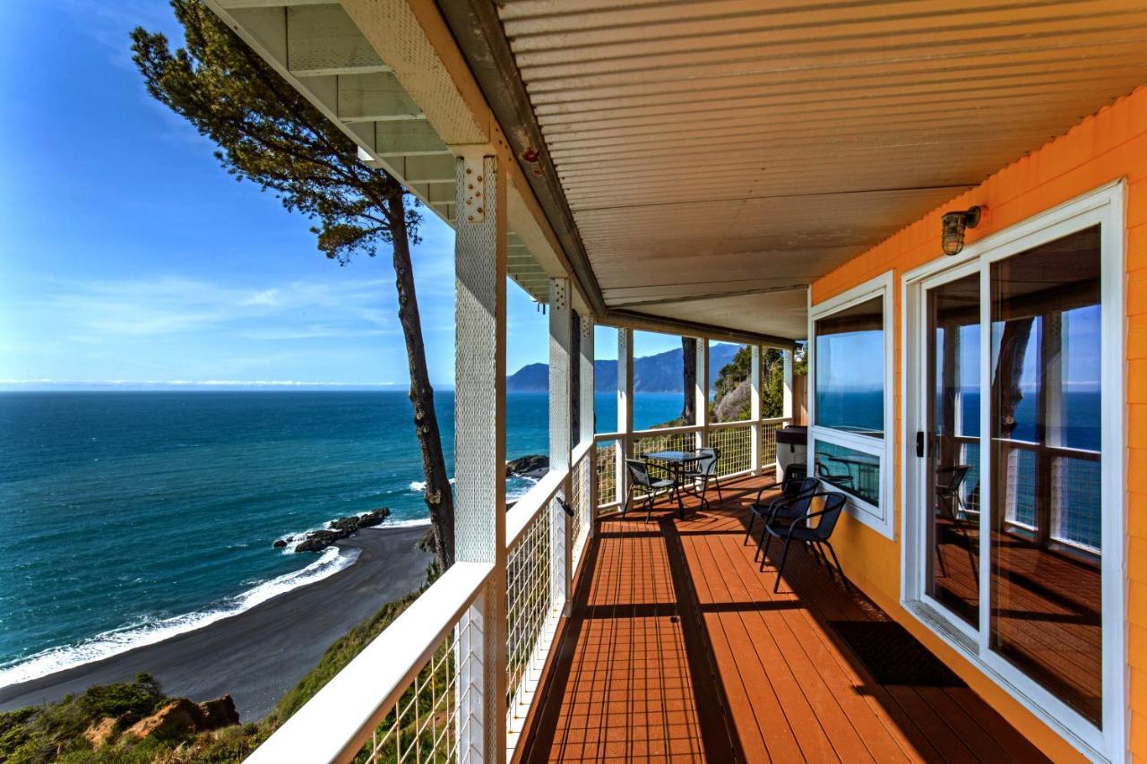 Amazing Oceanview 2 Bedroom Oceanfront! By Oceanviewhottubs Shelter Cove, Ca Tesla Ev Station Eksteriør bilde