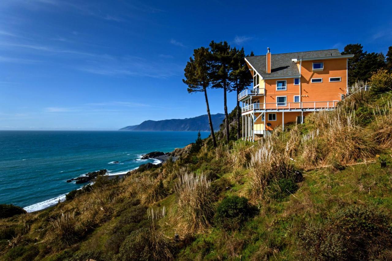Amazing Oceanview 2 Bedroom Oceanfront! By Oceanviewhottubs Shelter Cove, Ca Tesla Ev Station Eksteriør bilde